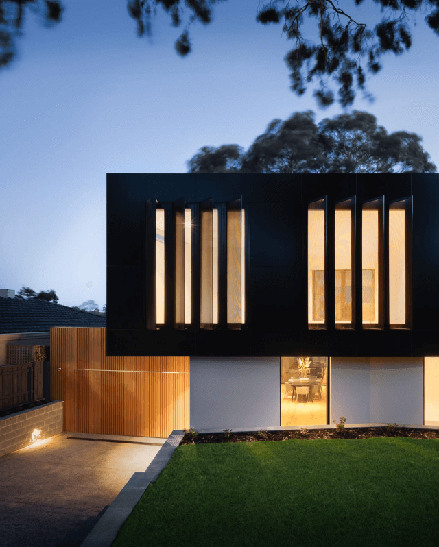 Contact Crownland Valuers